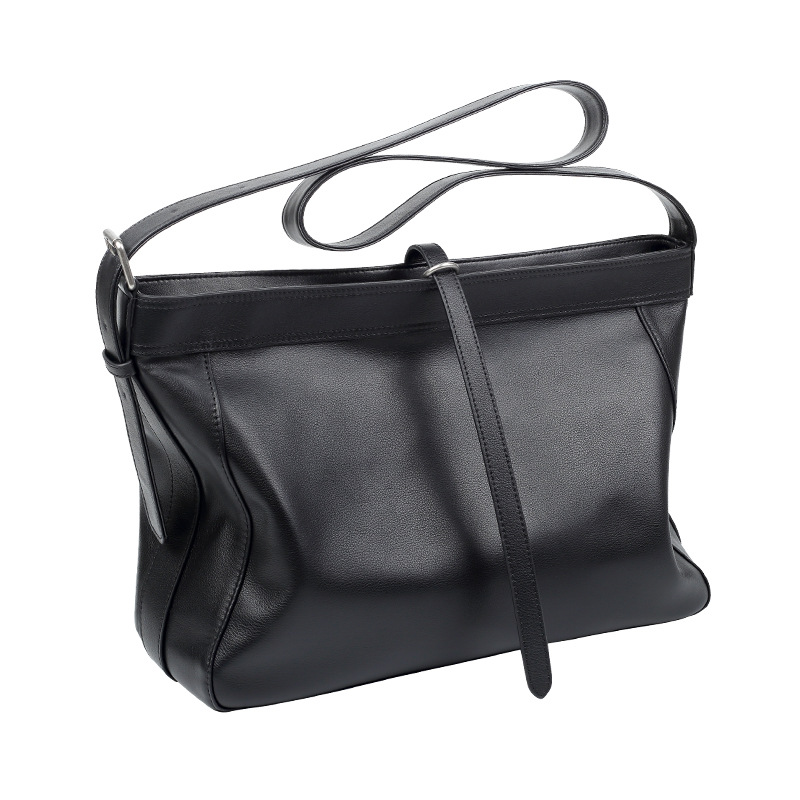 Fashion men's shoulder bag casual trend lightweight men's bag head layer cowhide trend men's bag leather crossbody bag